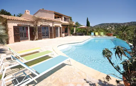 Maison 8 personnes à Les Issambres - Photo 1