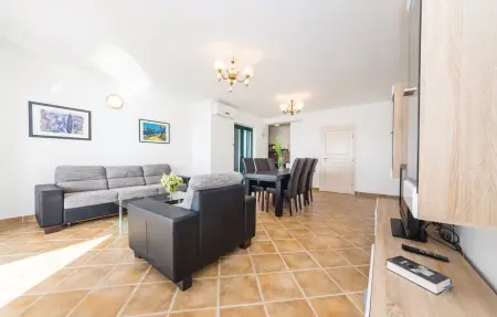 Appartement 7 personnes à Privlaka - Photo 1