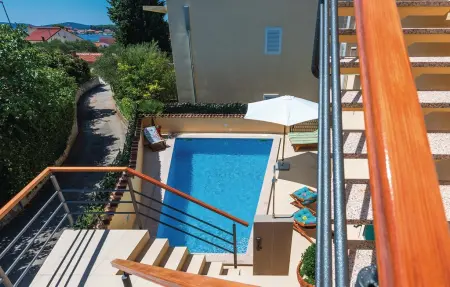 Maison 8 personnes à Brodarica - Photo 8