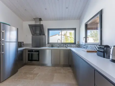 Maison familiale pour 10 avec patio et piscine à La Flotte - Photo 2