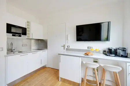 AS-9-VOLTAIRE-1-RDC, Appartement 4 personnes à Suresnes - Photo 11