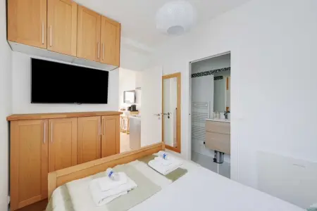 AS-9-VOLTAIRE-2-RDC, Appartement 4 personnes à Suresnes - Photo 12