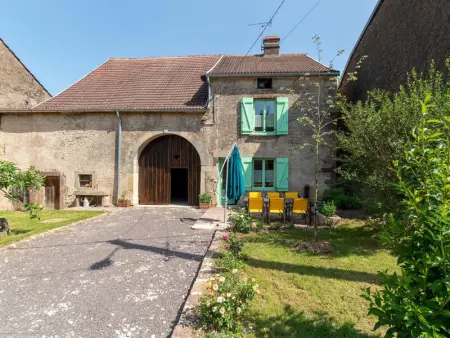 Maison rénovée à la campagne avec jardin et animaux acceptés près de Vesoul - Photo 16