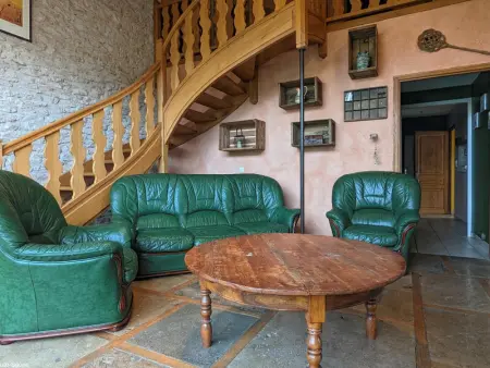 Gîte rénové avec spa et jardin près de Besançon - Photo 17