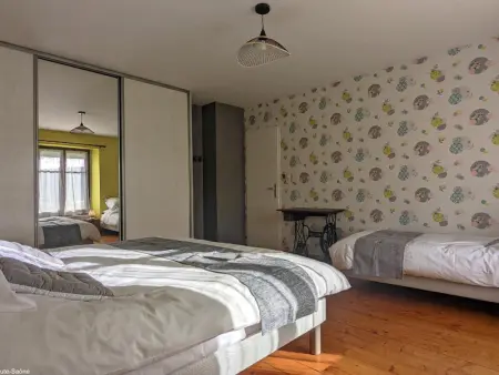 Gîte rénové avec spa et jardin près de Besançon - Photo 28