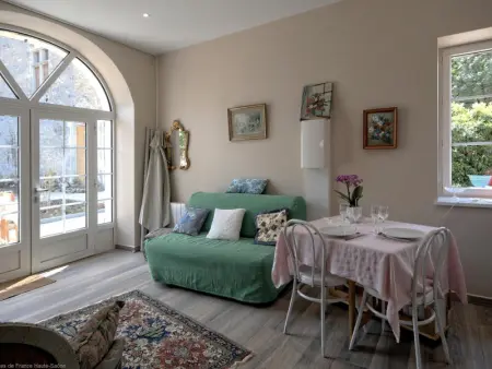 Charmant gîte rénové avec terrasse et parking privé dans un parc, accepte petit animal - Photo 4