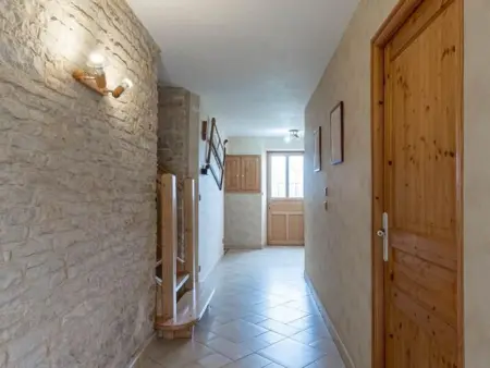 Maison spacieuse près de Vesoul avec cheminée, idéale pour familles - Photo 10