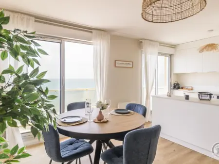 Appartement en front de mer avec balcon et parking privé à Agon-Coutainville - Photo 2