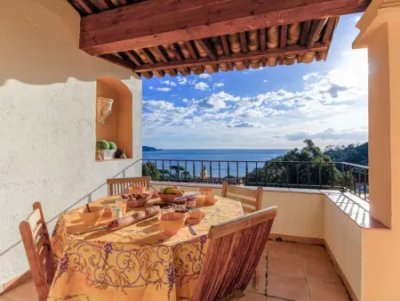 Villa d'Exception avec Piscine, 6 adultes et 2 enfants, Pramousquier - Photo 1