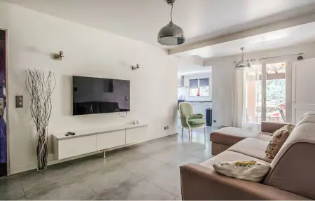 Apartment in villa with pool, Appartement 6 personnes à Callas - Photo 3