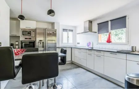 Apartment in villa with pool, Appartement 6 personnes à Callas - Photo 5