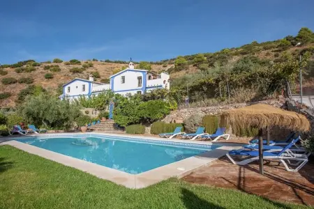 La Buhardilla, Gîte rustique avec piscin eà Rute - Photo 5