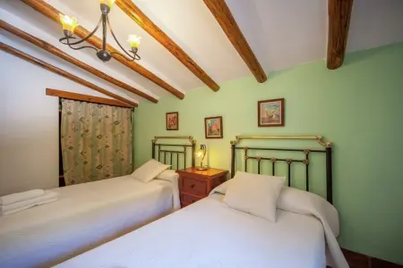 La Buhardilla, Gîte rustique avec piscin eà Rute - Photo 11