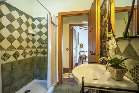 La Buhardilla, Gîte rustique avec piscin eà Rute - Photo 15