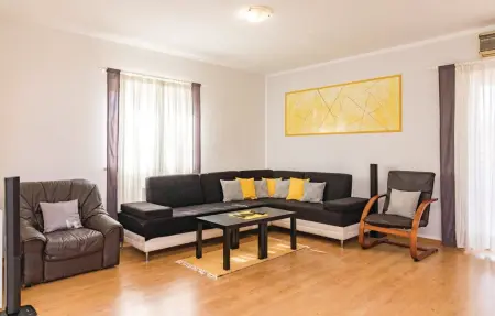 Maison 8 personnes à Liznjan - Photo 2