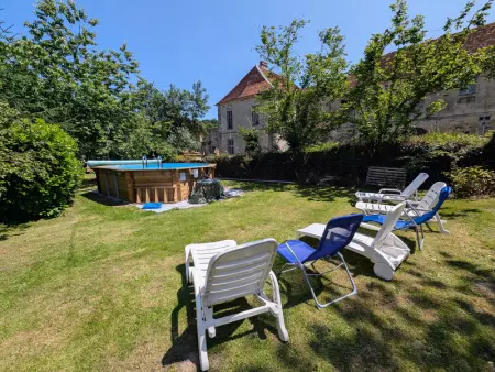 Gîtes de caractère avec jardins au cœur de la nature, idéal pour familles et amis - Photo 13