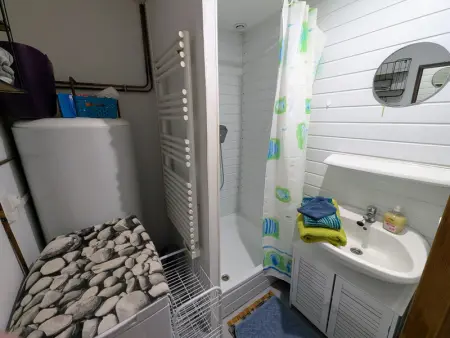 Gîtes de caractère avec jardins au cœur de la nature, idéal pour familles et amis - Photo 21