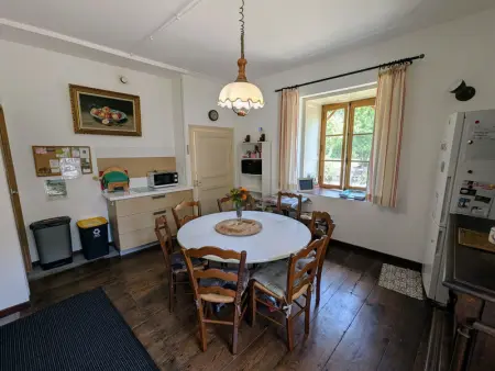 Gîtes de caractère avec jardins au cœur de la nature, idéal pour familles et amis - Photo 24