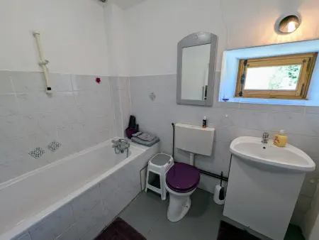 Gîtes de caractère avec jardins au cœur de la nature, idéal pour familles et amis - Photo 31