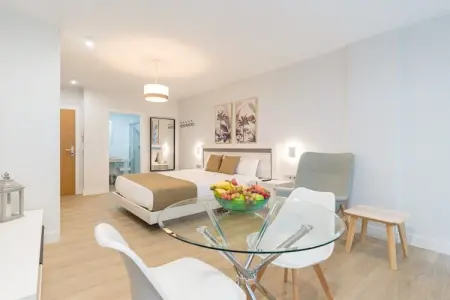 Urban Square 1B3 By CanariasGetaway, Maison 2 personnes à Las Palmas de Gran Canaria - Photo 2