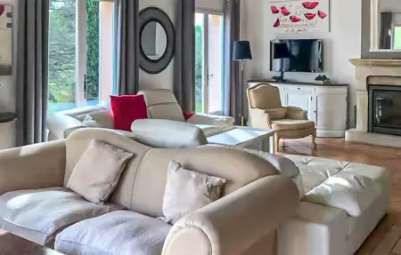 VILLA PISCINE GOLF, Maison 10 personnes à Mallemort - Photo 25