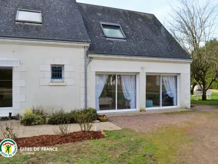 Gîte moderne à Amboise avec piscine, jardin et wifi - Photo 2