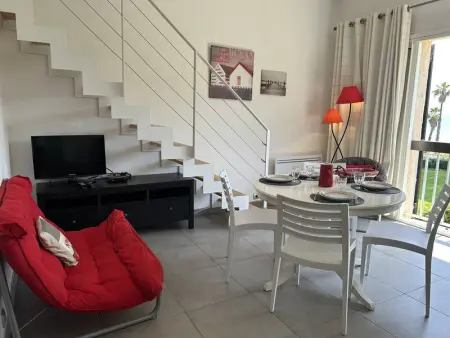 Studio avec mezzanine 6 pers, piscine, parking privé - Photo 4