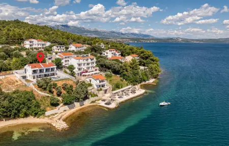 Location Maison 8 personnes à Posedarje - Photo 1