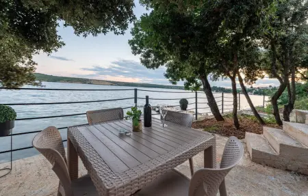 Location Maison 8 personnes à Posedarje - Photo 5