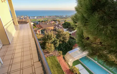 Villa de rêve avec piscine dans quartier résidentiel - Photo 7