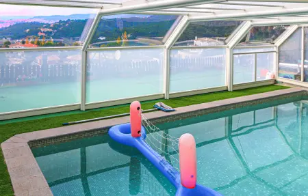 Villa de rêve avec piscine dans quartier résidentiel - Photo 11