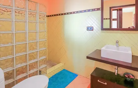 Villa de rêve avec piscine dans quartier résidentiel - Photo 30