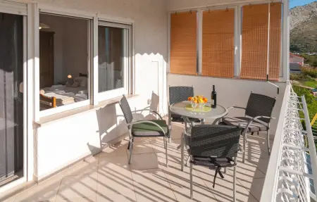 Maison 13 personnes à Zrnovnica - Photo 14