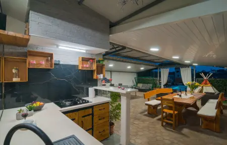 Maison 13 personnes à Zrnovnica - Photo 19