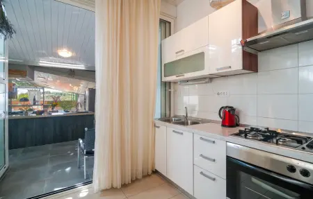 Maison 13 personnes à Zrnovnica - Photo 23