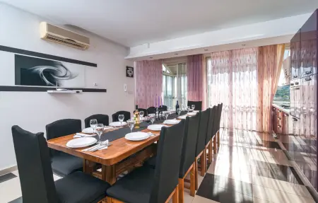 Maison 13 personnes à Zrnovnica - Photo 25
