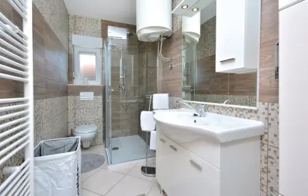 Maison 13 personnes à Zrnovnica - Photo 39