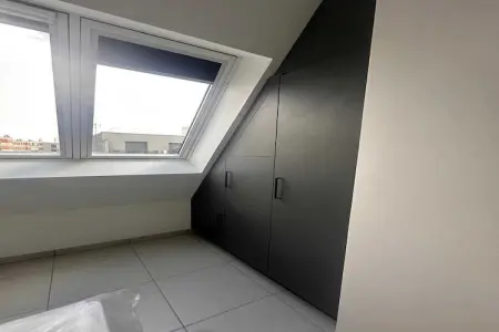 SC-171-VERDUN-502, Appartement 8 personnes à Suresnes - Photo 5