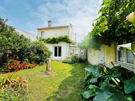 Maison de vacances familiale au centre de Fouras avec jardin clos - Photo 2