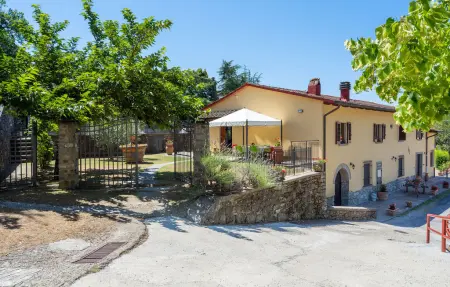 Il Moro, Maison 7 personnes à Dicomano FI - Photo 1