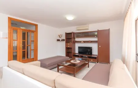 Maison 10 personnes à Bibinje - Photo 1
