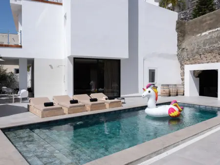 Résidence unique avec piscine chauffée et vue océan à Adeje - Photo 1