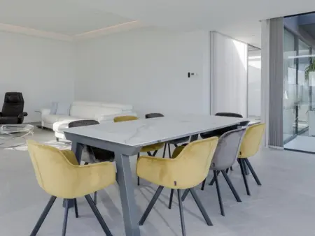 Villa contemporaine de luxe à Adeje avec piscine privée et jardin paysager - Photo 9