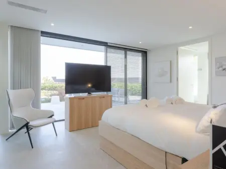 Villa contemporaine de luxe à Adeje avec piscine privée et jardin paysager - Photo 16