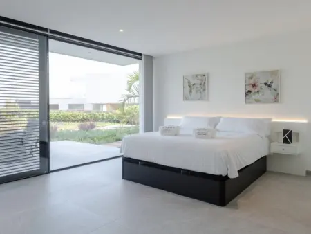 Villa contemporaine de luxe à Adeje avec piscine privée et jardin paysager - Photo 23