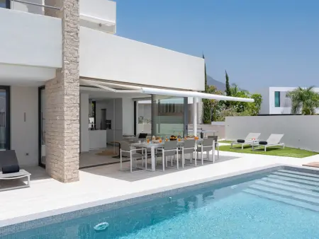 Luxueuse villa avec piscine chauffée et WiFi à Adeje - Photo 4