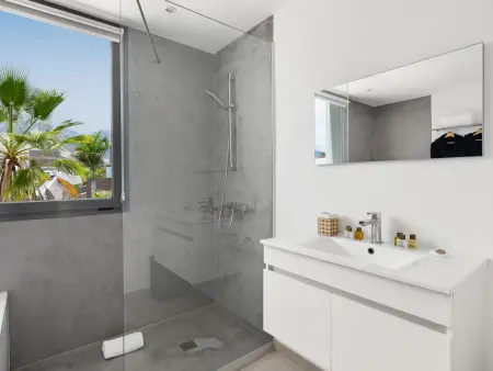 Luxueuse villa avec piscine chauffée et WiFi à Adeje - Photo 9