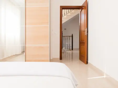 Villa à Arona avec vue montagne, piscine privée et jardin - Photo 21