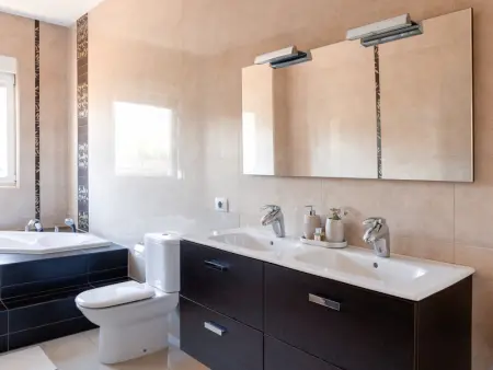 Villa à Arona avec vue montagne, piscine privée et jardin - Photo 32