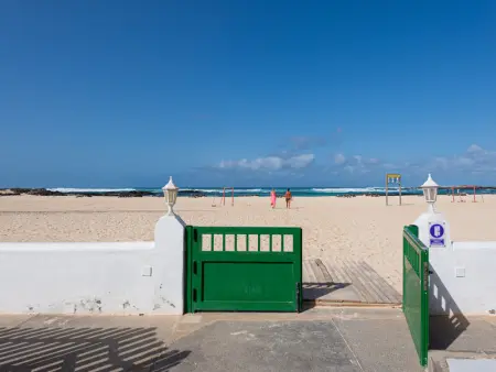 Elégant appartement rénové à El Cotillo, vue mer - Photo 32